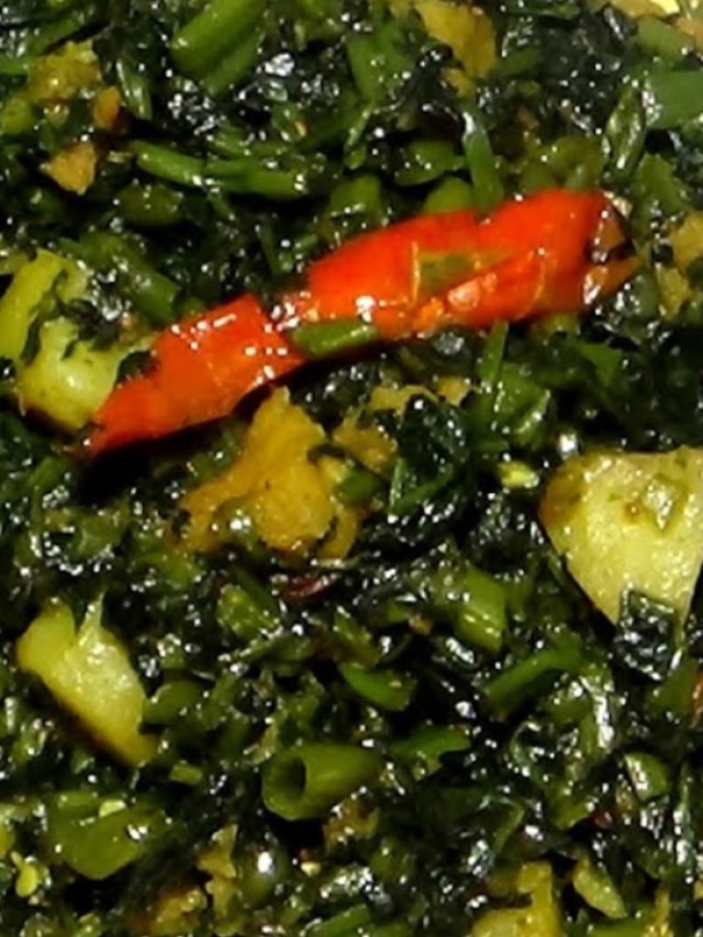 বর্ষায় ভুলেও খাবেন না এই ৫ শাক, ভয়ঙ্কর অবস্থা হবে শরীরের