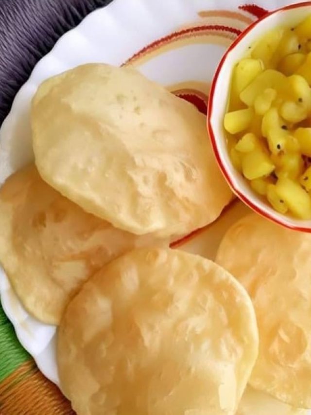 ডজন ডজন লুচি বেলতে হবে না, পারফেক্ট গোল ফুলকো লুচি পাবেন নিমেষে