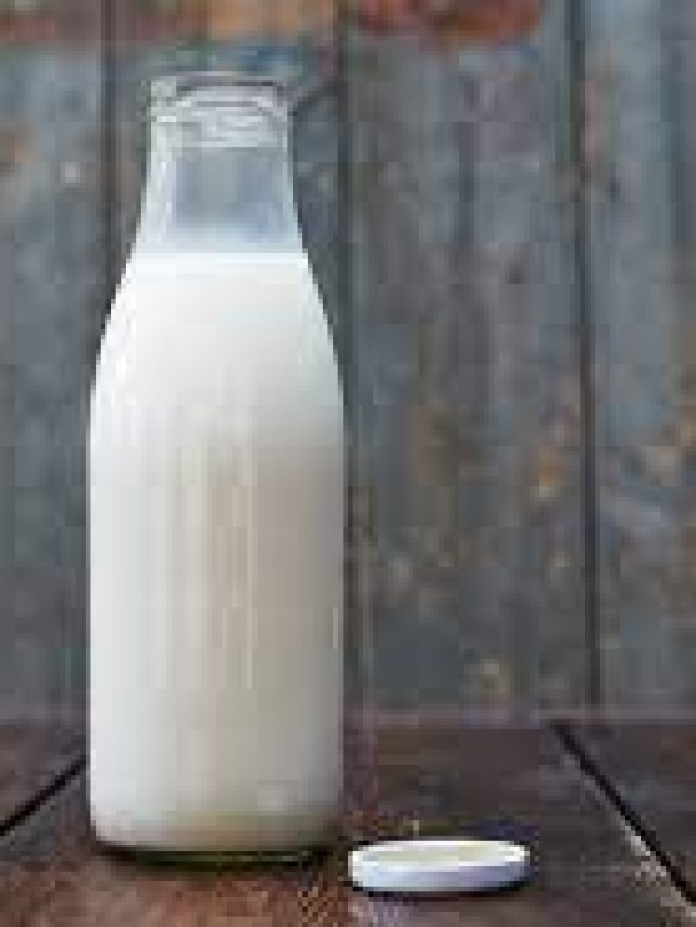 রাতে শোয়ার কতক্ষণ আগে দুধ খাওয়া উচিত?