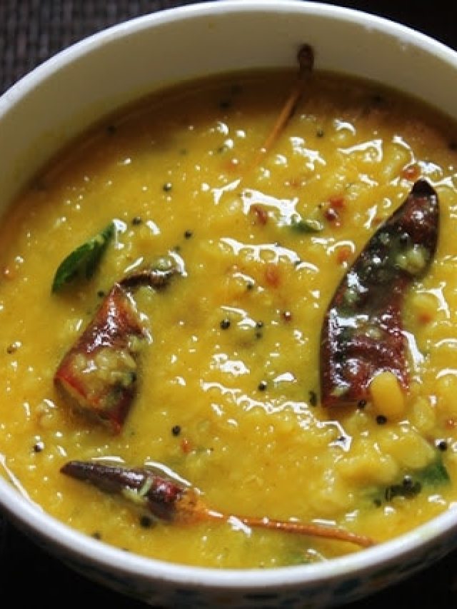 মুগ ডালের টেস্ট বাড়বে দ্বিগুণ, ফোড়নে দিন শুধু এই ২টো জিনিস