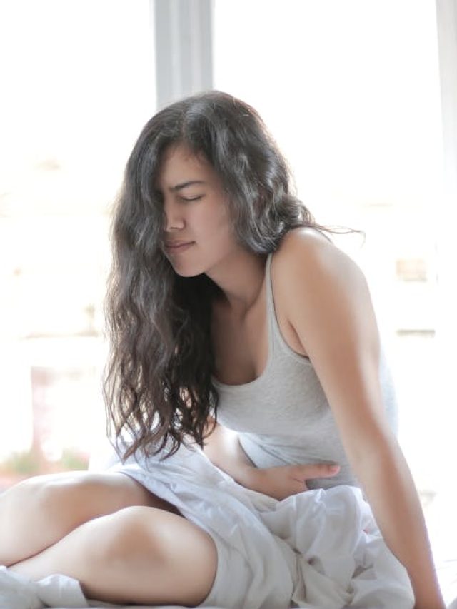 রোজ পেট ফুলে গ্যাসের বেলুন হচ্ছে? এই ৪ ঘরোয়া উপায়েই দূর হবে