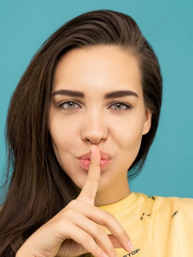 মেয়েরা কতক্ষণ পেটে কথা রাখতে পারে জানেন?