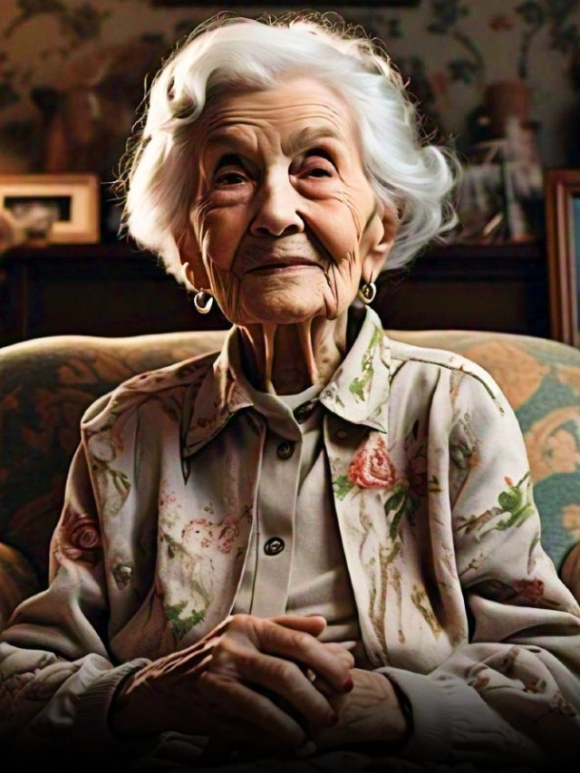 100 साल की महिला ने बताया अपनी लंबी उम्र का सीक्रेट, रोजाना खाती हैं ये चीजें