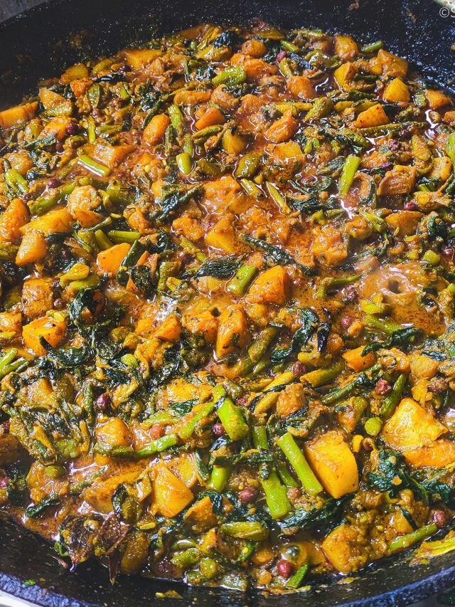 খিচুড়ির সঙ্গে লাবড়া মাস্ট, এভাবে বানালে সেরার সেরা হবে