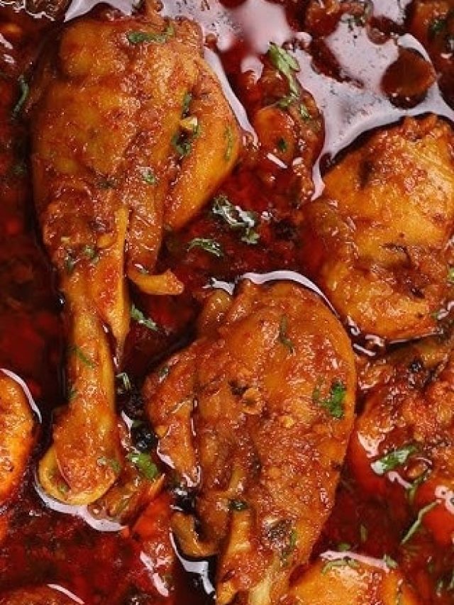 খেলেই 'বিষ'!  ভুলেও ৩ বার গরম করে খাবেন না এই ৩ খাবার