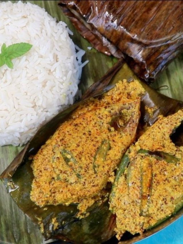 মশলা ছাড়া ইলিশের সাবেকি পাতুরি, গরম ভাত দিয়ে খেতে অমৃত