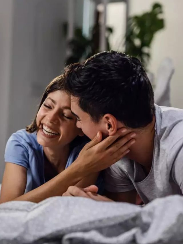 ঘুমনোর আগে স্বামী-স্ত্রী রোজ এই কাজটি করুন, সম্পর্কে  কখনো তিক্ততা আসবে না