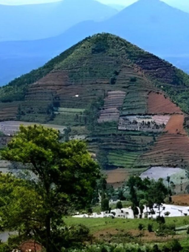 'No evidence of being man-made': 25,000-year-old pyramid in Indonesia leaves archaeologists scratching their heads