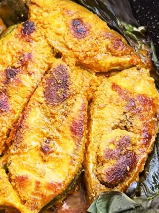 ‘কলাপাতায় ইলিশ ভাজা’, বরিশালি এই রেসিপিতে সাবার হবে এক থালা ভাত