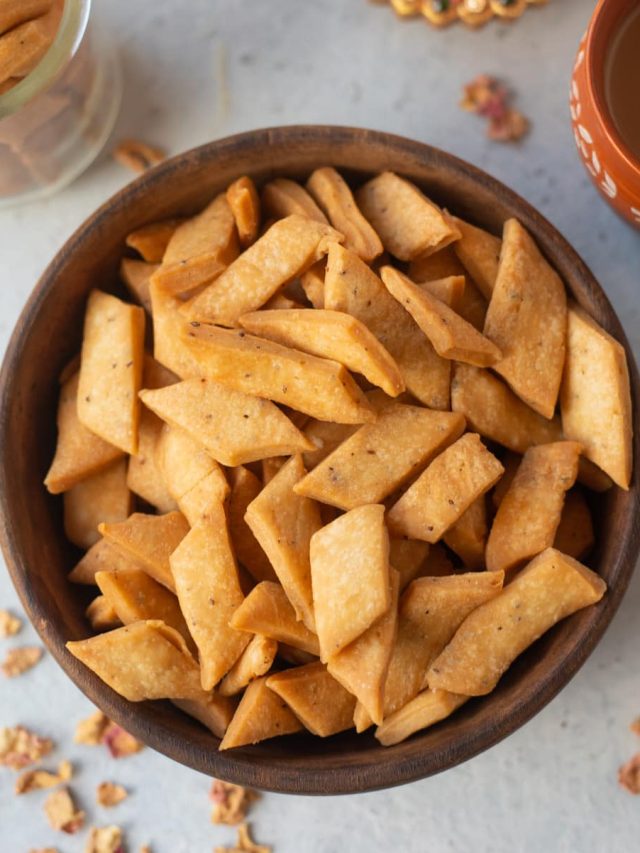 তেলে না ভেজেই টেস্টি কুচো নিমকি, রেসিপি দেখুন আর বানিয়ে ফেলুন