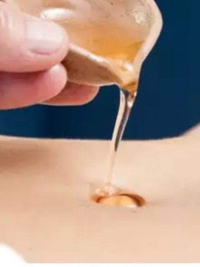 রোজ রাতে নাভিতে এক ফোঁটা নারকেল তেল, তেজ বাড়বে যৌবনের