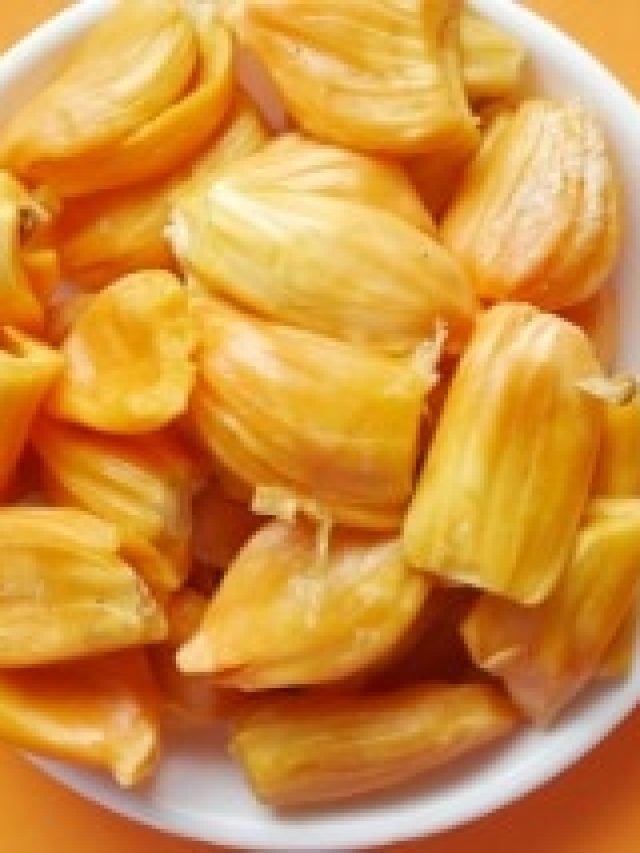 মুখে লাগান কাঁঠালের কোয়া, বুড়ো বয়সেও সবকিছু টানটান থাকবে