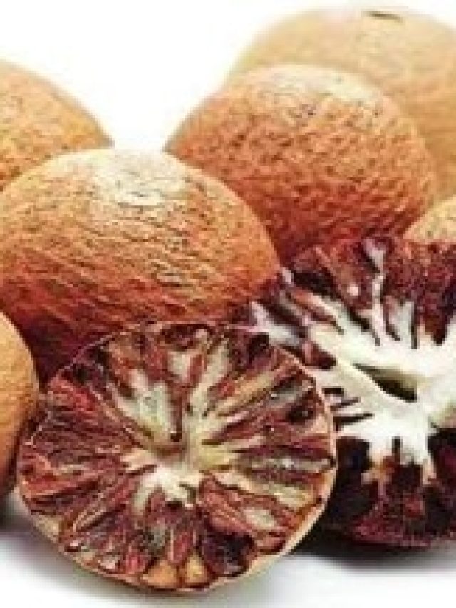 সুপারিতে সিঁদুর লেপে ঝোলান, সবকিছু উপচে পড়বে