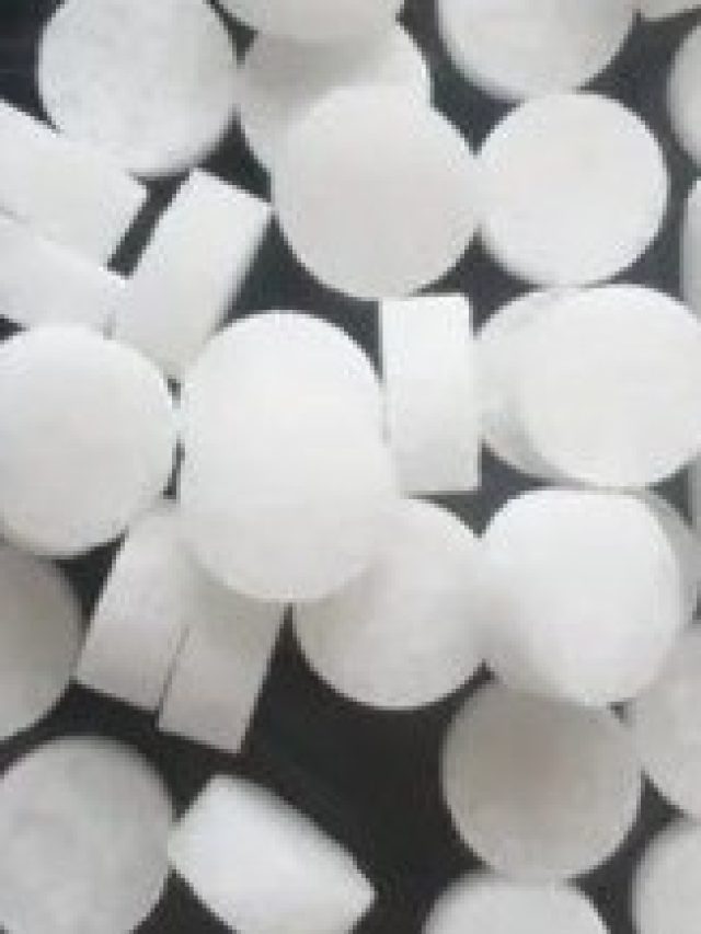 পকেটে রেখে দিন এক টুকরো কর্পূর, বেড়ে যাবে পুরুষত্ব