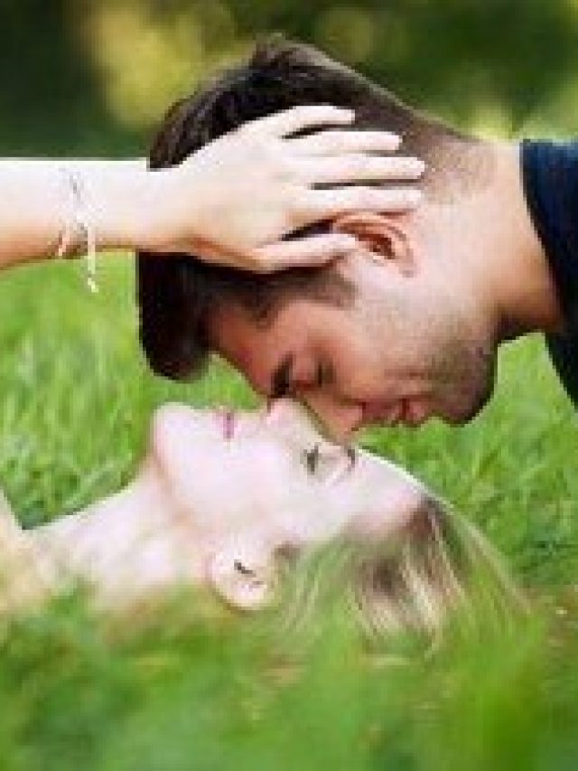 সুন্দরী স্ত্রী থাকা সত্ত্বেও এই কারণেই পরকীয়া করেন ছেলেরা, জানুন