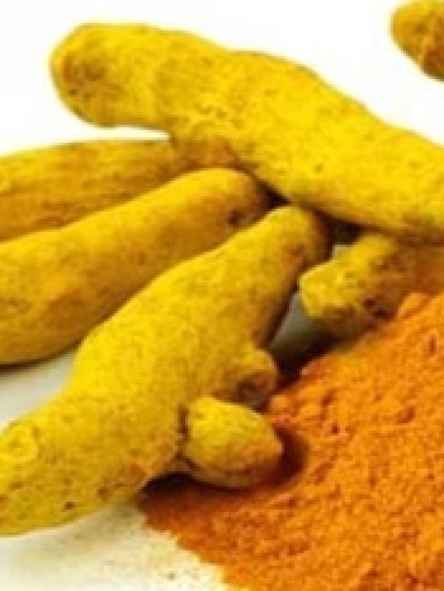 রাতে বালিশের নীচে  রেখে দিন হলুদ,  সকালে খেলা শুরু