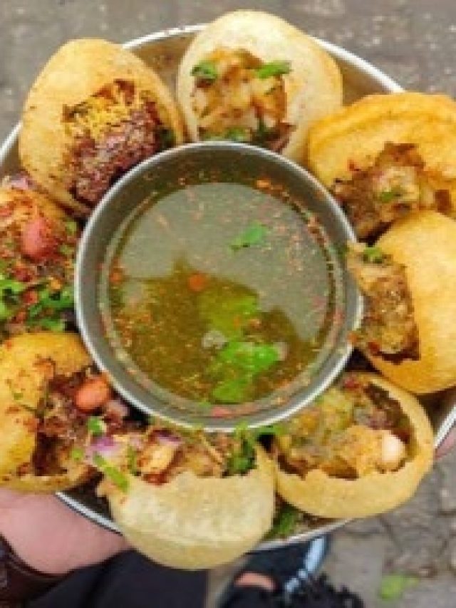 ফুচকার টকজল খেলে এসব উপকার হয়, জেনে নিন