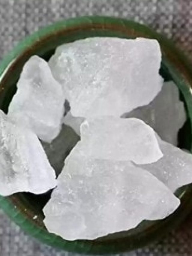 মানিব্যাগে রেখে দিন ফটকিরি, ব্যস,  খেলা শুরু