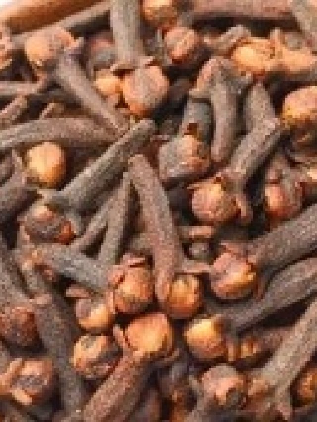 বুকপকেটে রেখে দিন ২টো লবঙ্গ, ব্যস, খেলা শুরু