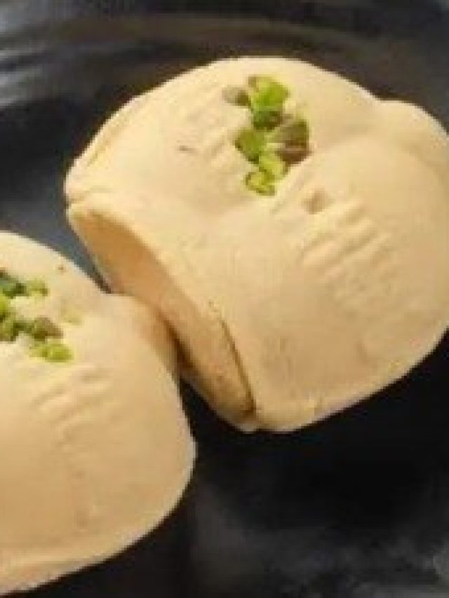 শুধু এই গুঁড়ো মশলা মেশান, ঘরে তৈরি জলভরা সন্দেশ হবে পুরো দোকানের মতো