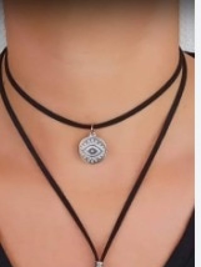 কালো সুতো গলায় পরলেই জীবন বদল,  তুষ্ট হন শনিদেব