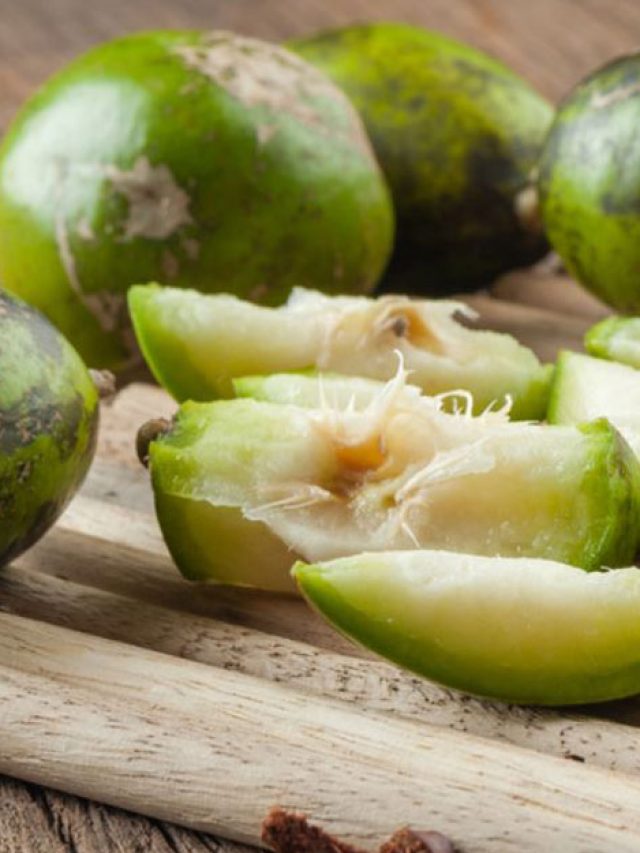 পুরুষের চামড়াও ঝুলে যাবে না, ৫০-এও টানটান রাখতে খান দেশি ফল আমড়া