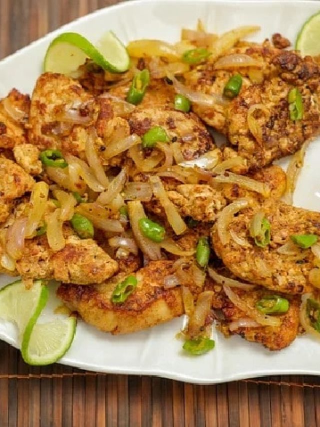 ছেঁচা মুরগি খেয়েছেন কখনও? এভাবে বানান, দারুণ জিনিস!