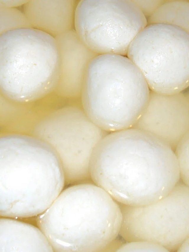 মুড়ি দিয়েই হবে নরম তুলতুলে রসগোল্লা, রইল স্পেশ্যাল রেসিপি