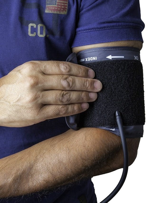 বিপি ১২০/৮০ mmhg ছাড়িয়েছে, এই ৫ উপায়ে কন্ট্রোলে আনুন ওষুধ ছাড়াই