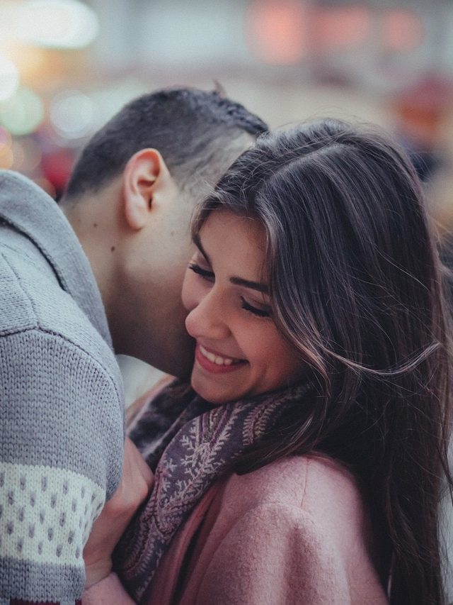 প্রেম করলে শরীরে হয় এইগুলো, জানেন কী?