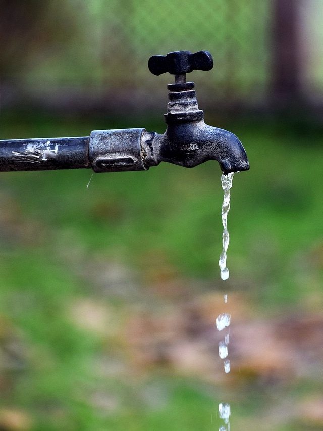 বাড়িতে কল এভাবে থাকার কারণে টাকা জমে না, খরচ হয়ে যায়