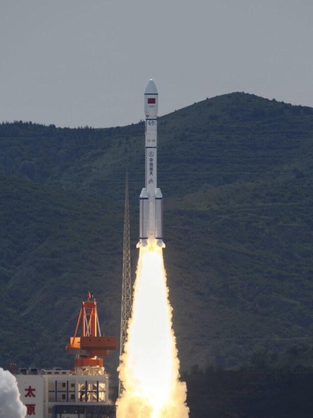 Collision alert! NASA’s Sunita Williams at risk as Chinese rocket explosion scatters 700 debris fragments in orbit, threatening over 1,000 satellites