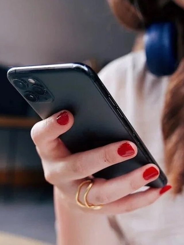 আপনার ফোনে আড়ি পাতা হয়েছে, কীভাবে বুঝবেন? ৬ টিপস