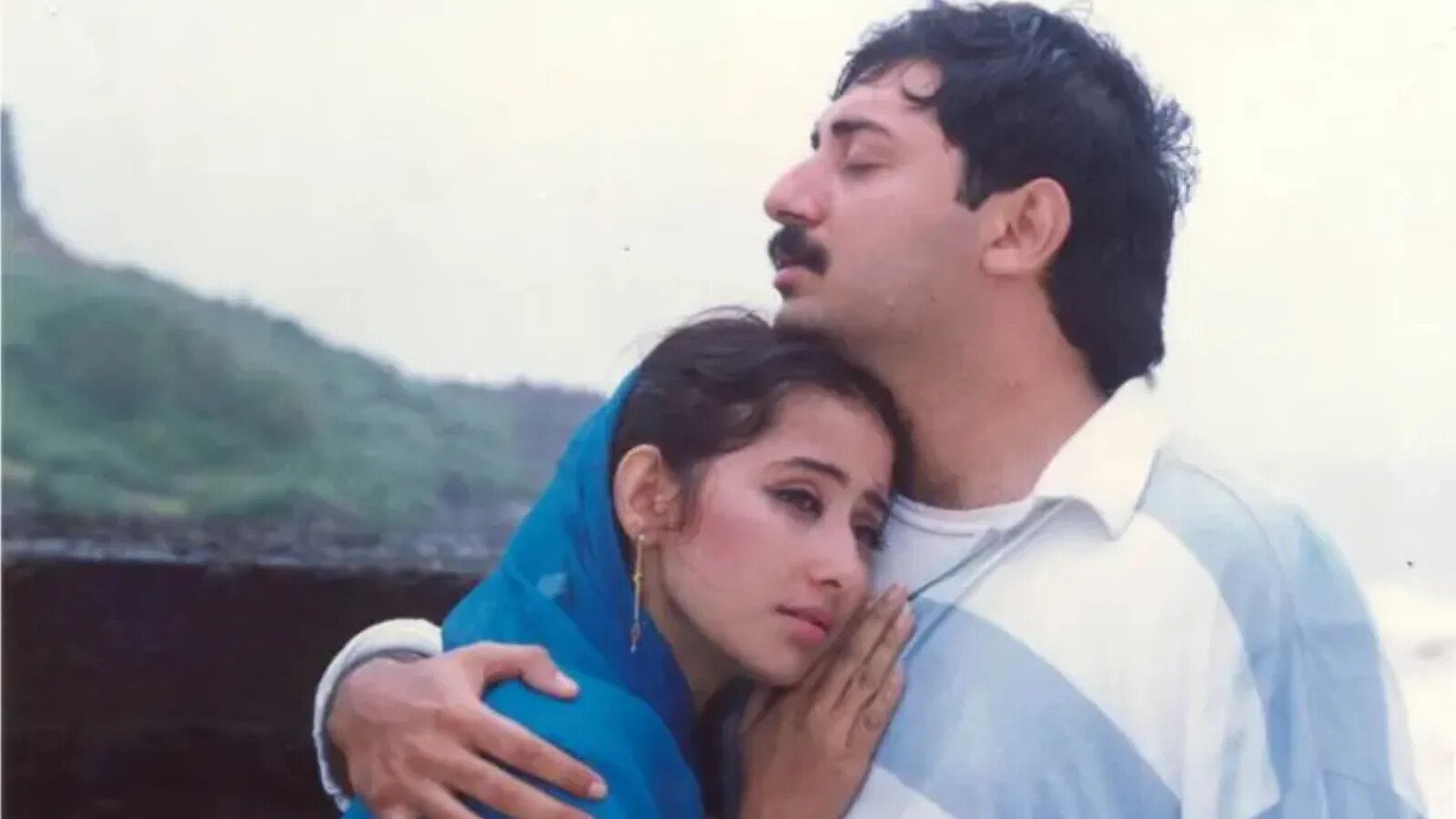 आंख में इंफेक्शन, पैरों में चिपकी जोंक, गानों को शूट करते हुए मनीषा का बुरा था हुआ हाल