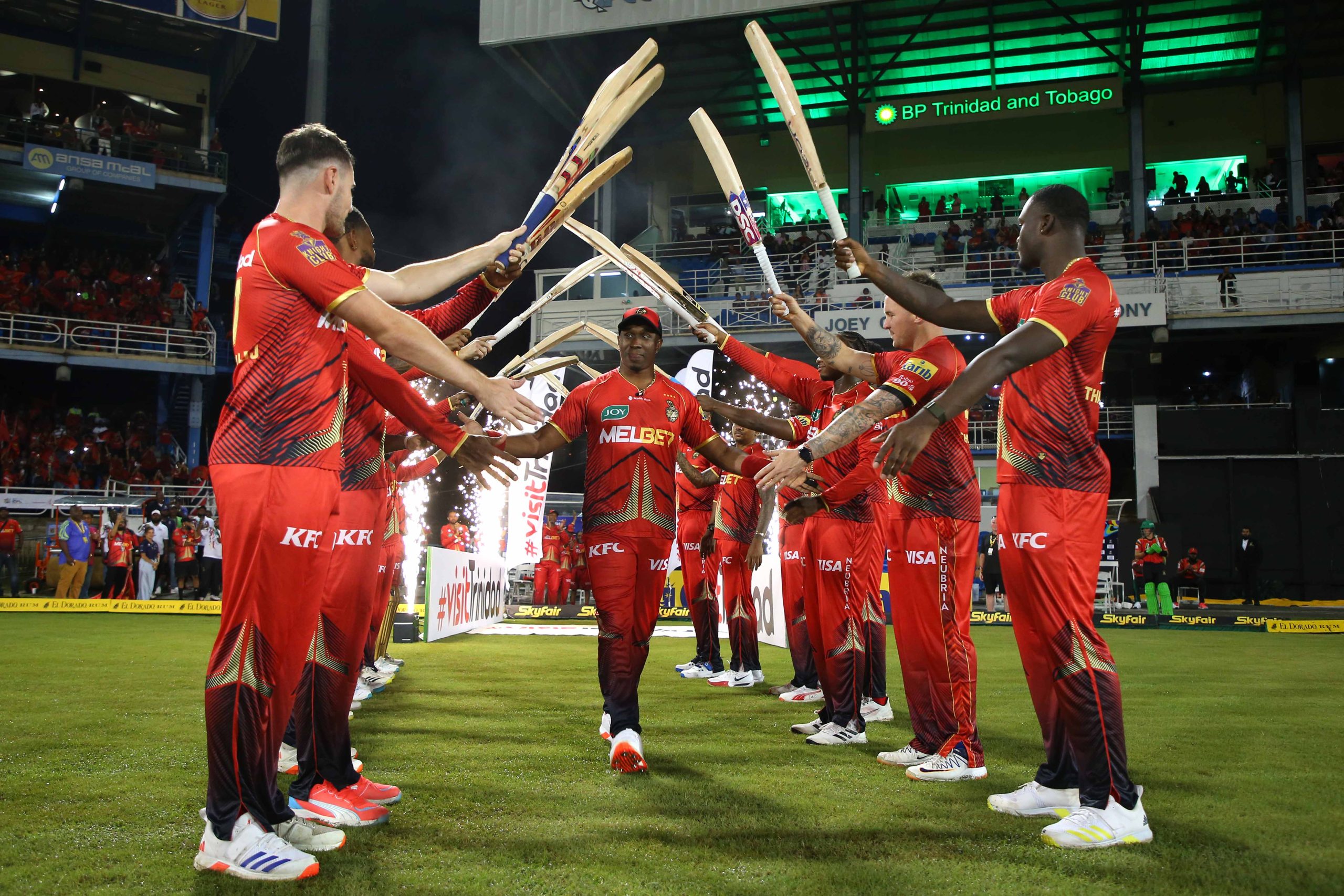 इस रिकॉर्डधारी क्रिकेटर ने अचानक ल‍िया संन्यास, हुआ भावुक, बोला-अब दर्द बर्दाश्त...