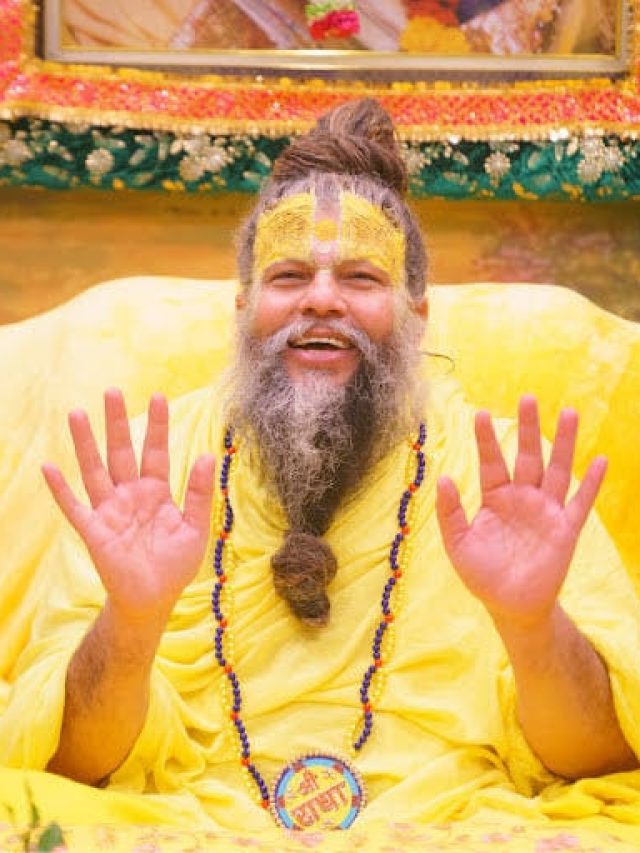 इन संकेतों से पता चलता है कि आप पर हैं पितृ दोष, प्रेमानंद महाराज ने बताया