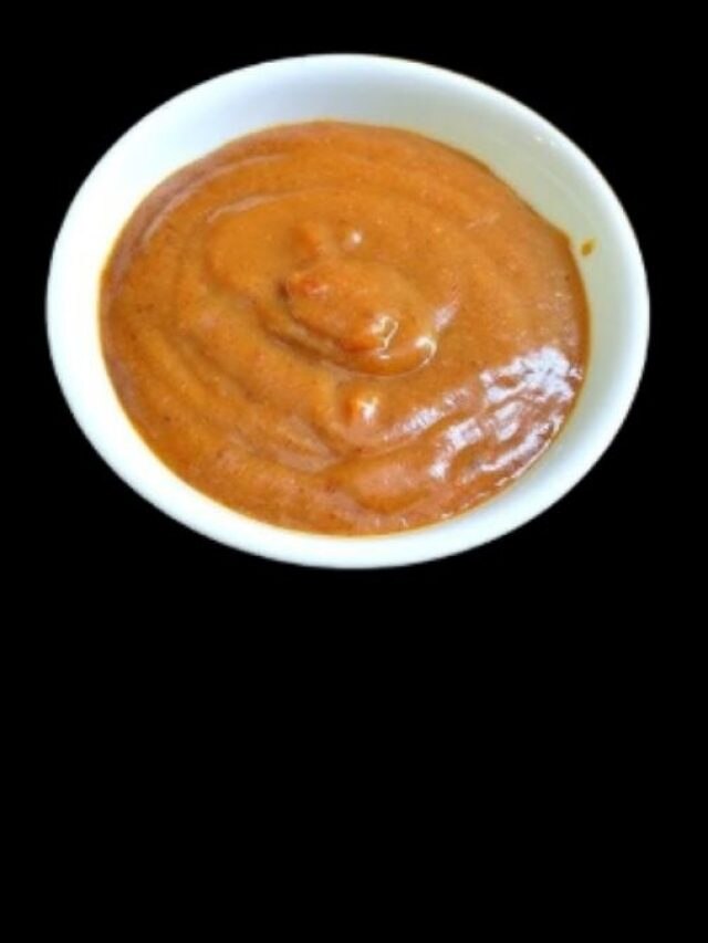 টক-ঝাল কলার চাটনি খেয়েছেন? হেব্বি টেস্ট, রইল রেসিপি