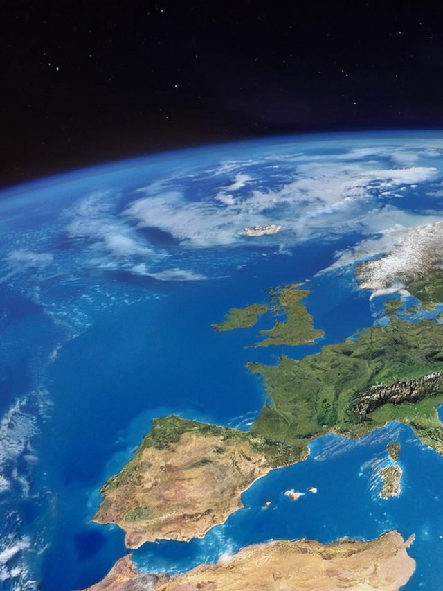 'Triple the size of Earth's oceans': Scientists uncover massive water supply in deep space