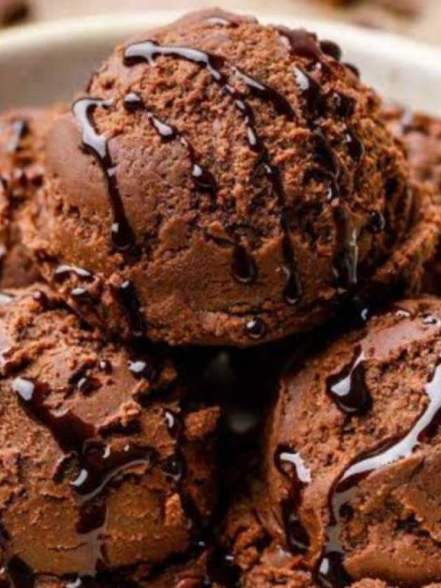 বাড়িতেই বানিয়ে নিন দোকানের মতো চকোলেট আইসক্রিম, রেসিপি জানেন কি?