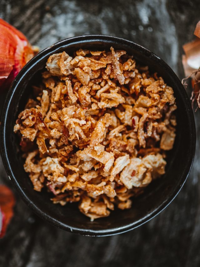 পেঁয়াজের বেরেস্তা থাকবে মচমচে, রেস্তোরাঁর সহজ কৌশল শিখে রাখুন