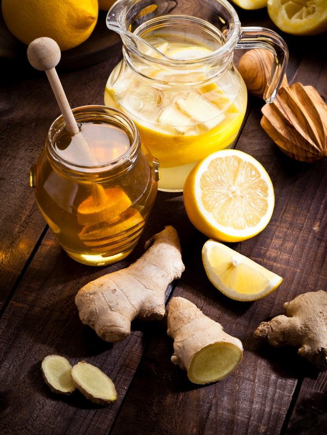 পুজোর আগেই পেট ফ্ল্যাট! আদা জল না মেথি জল, কোনটি বেশি কার্যকরী?