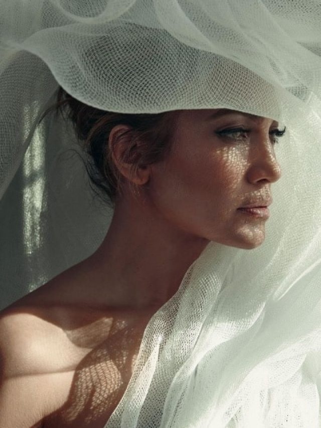 जब सब्यसाची जूलरी पहन अमेरिकी हसीना ने  बिखेरा जलवा, PHOTOS