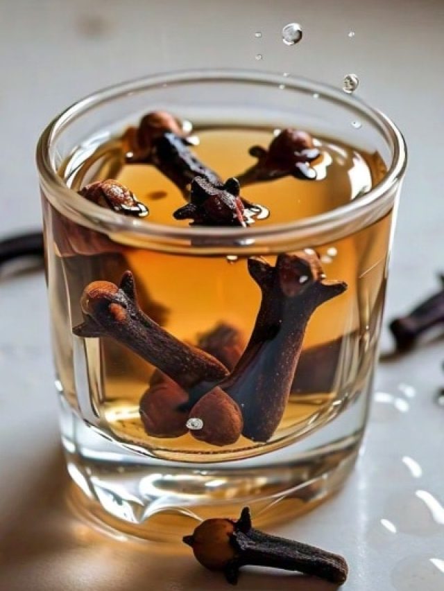 शरीर के लिए चमत्कारी हैं भीगी हुई लौंग, इन बीमारियों से दिलाती है छुटकारा