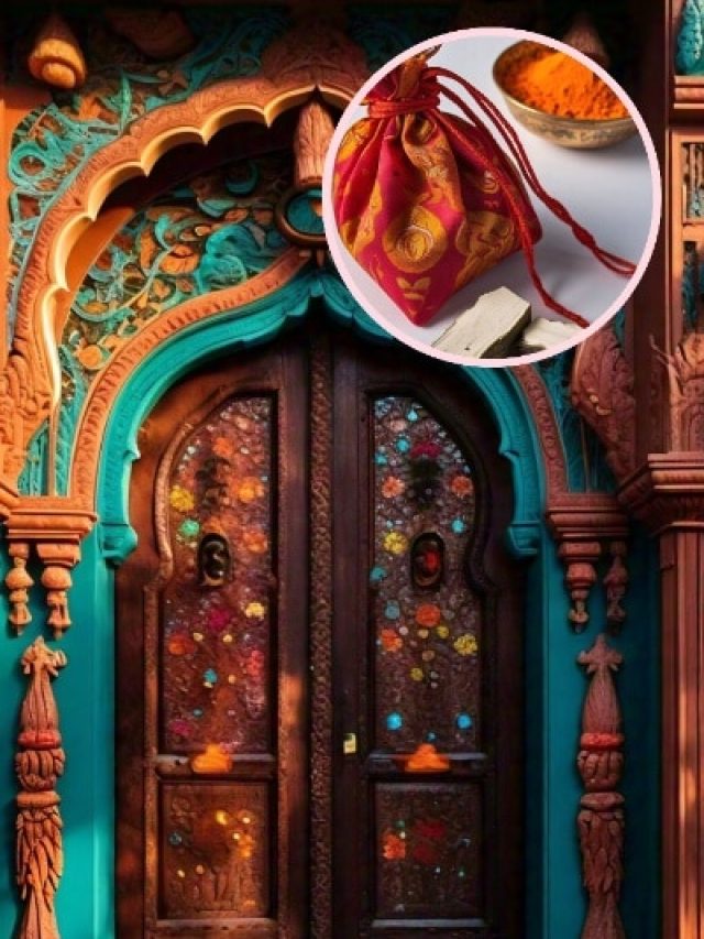 घर के दरवाजे पर बांध दें ये एक चीज, दिन दोगुनी रात चौगुनी करेंगे आप