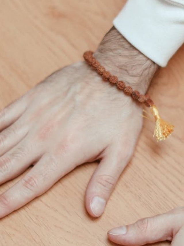 কাদের অবশ্যই রুদ্রাক্ষ পরা উচিত জানেন?