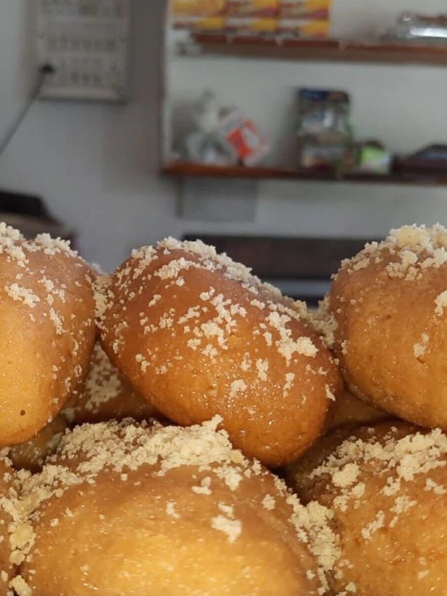 টাঙ্গাইলের এই মিষ্টি এখন পশ্চিমবাংলার গর্ব, কোথায় পাওয়া যায়?