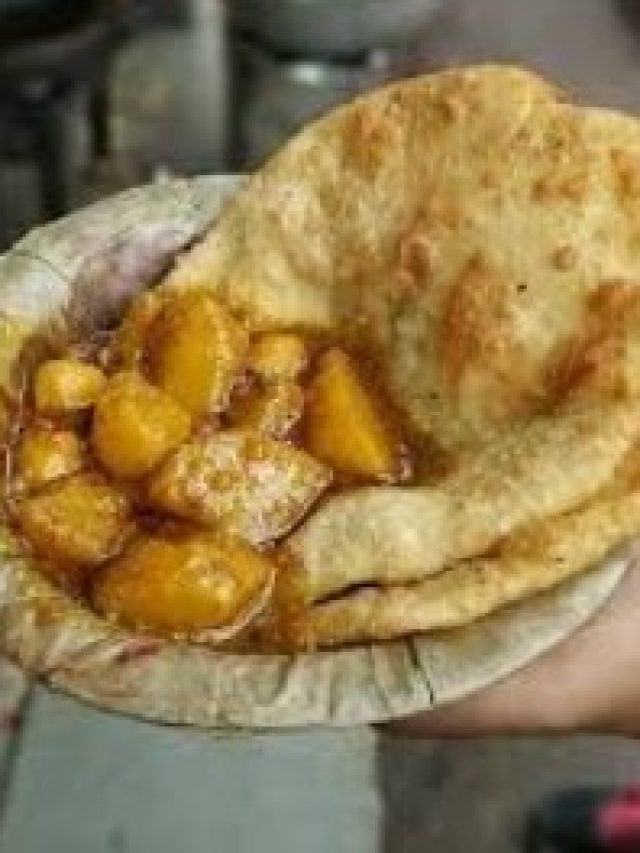 সেরা সুস্বাদু কচুরি পাওয়া যায় কলকাতার এই দোকানেই,  ঠিকানা রইল