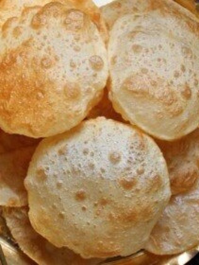 লুচি ফুলে ঢোল হবে, শুধু ময়দায় মেশাতে হবে এই উপকরণ