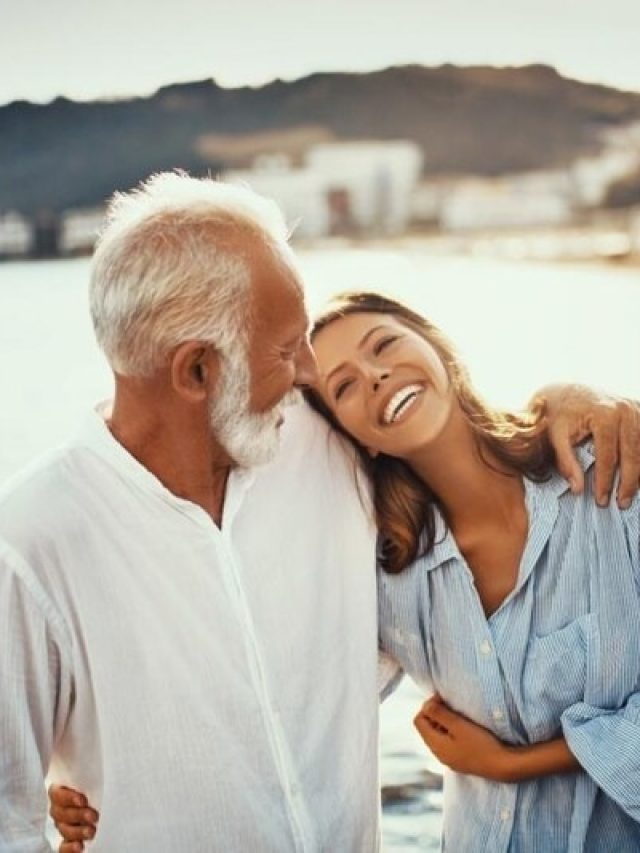 বুড়ো পুরুষদের প্রতি কেন চুম্বকের মতো আকর্ষণ মেয়েদের, জানুন