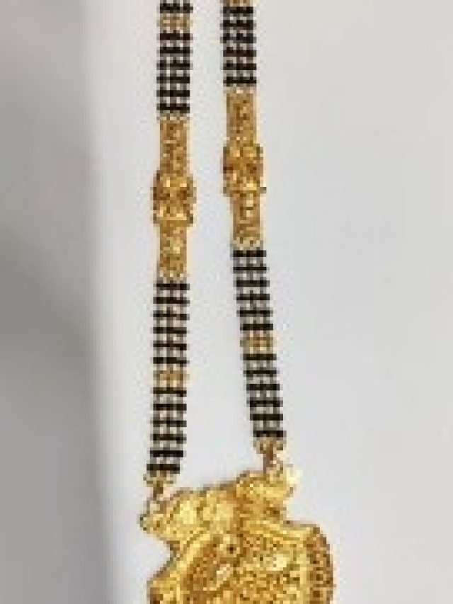 মঙ্গলসূত্র কেন কালো হয়? বহু মহিলাই জানেন না